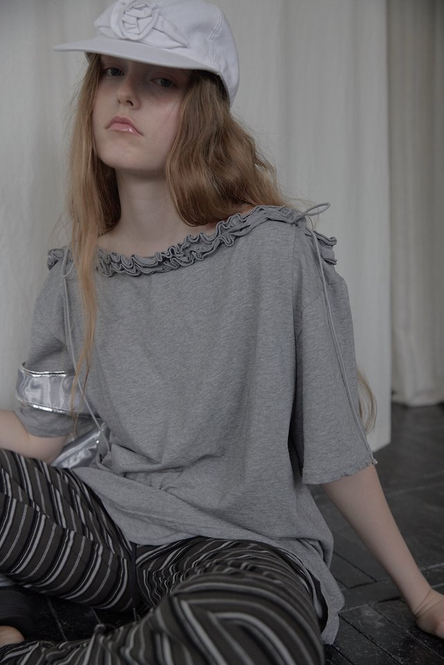 Uoov - Korean Women Fashion - #momslook - Off-Shoulder Frill Tee