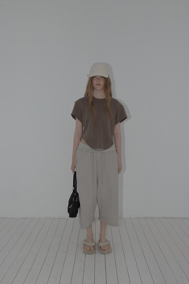 Uoov - Korean Women Fashion - #thelittlethings - Fold Bermuda Pants - 11