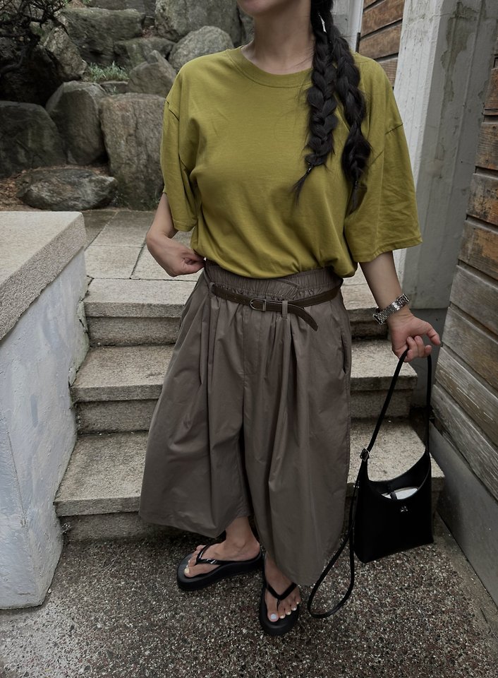 Uoov - Korean Women Fashion - #womensfashion - Flap Bermuda Pants - 7