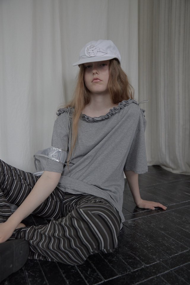 Uoov - Korean Women Fashion - #womensfashion - Off-Shoulder Frill Tee - 2