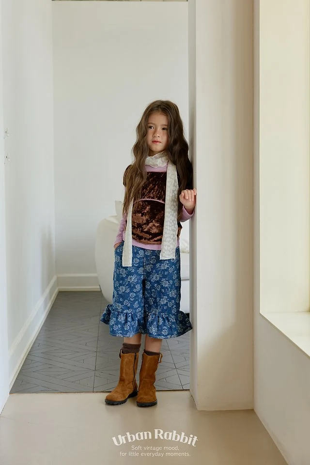 Urban Rabbit - Korean Children Fashion - #littlefashionista - Flower Frill Bermuda Pants - 11