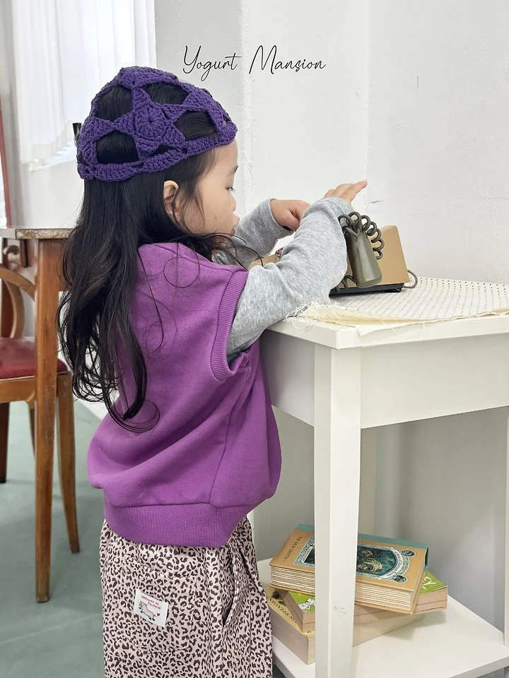 Yogurt Mansion - Korean Children Fashion - #Kfashion4kids - Friends Vest - 11