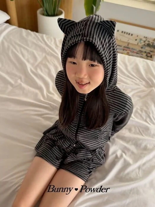 Minami Hood Zip-up