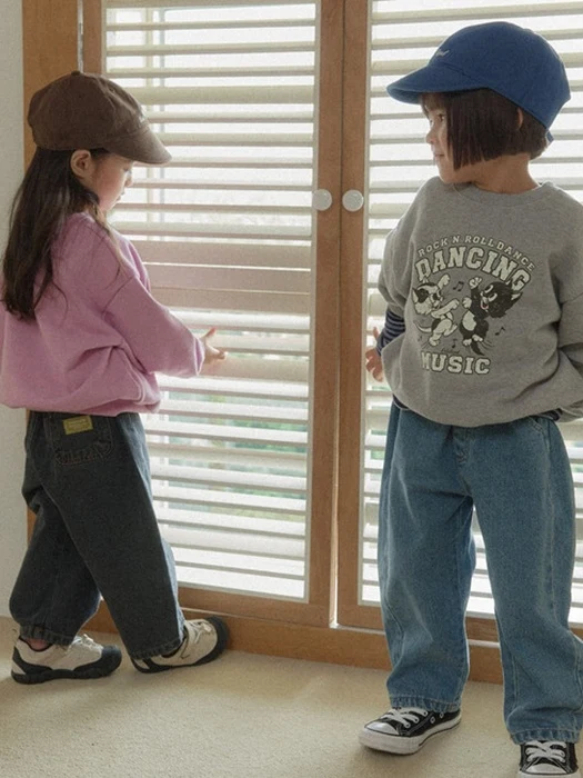 Wide Curved Denim Pants Wide Curved Denim Pants
