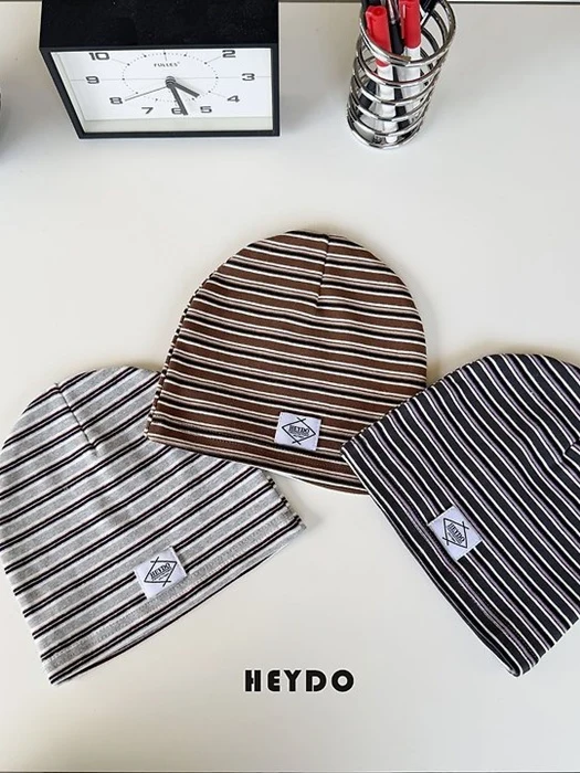Label Stripe Beanie