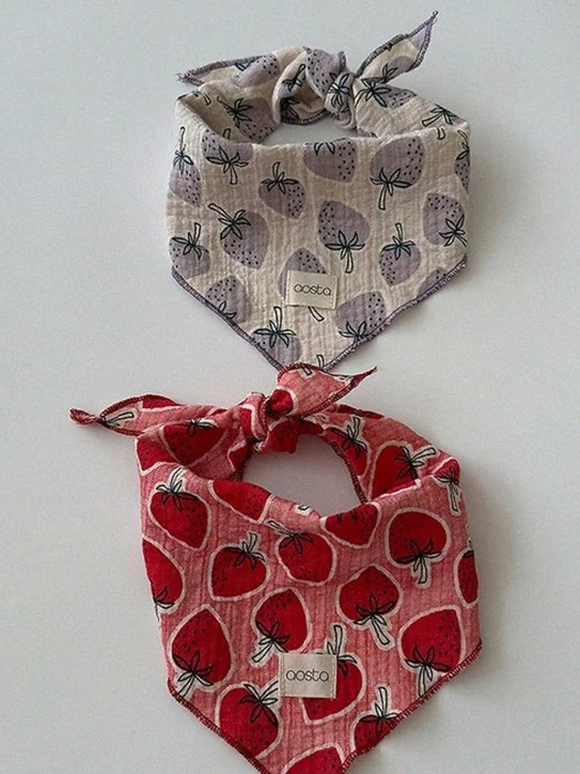 Strawberry Scarf Strawberry Scarf