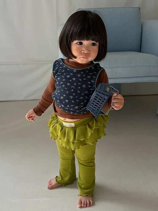 Ribbon Bootscut Pants