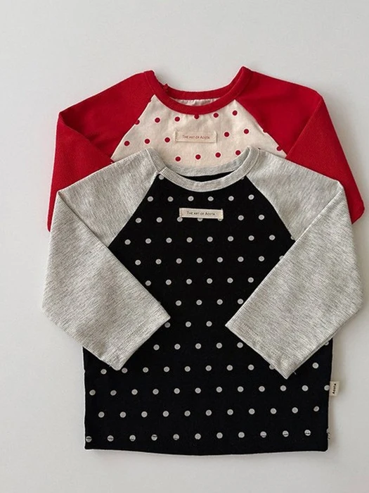 Dot Raglan Tee Dot Raglan Tee