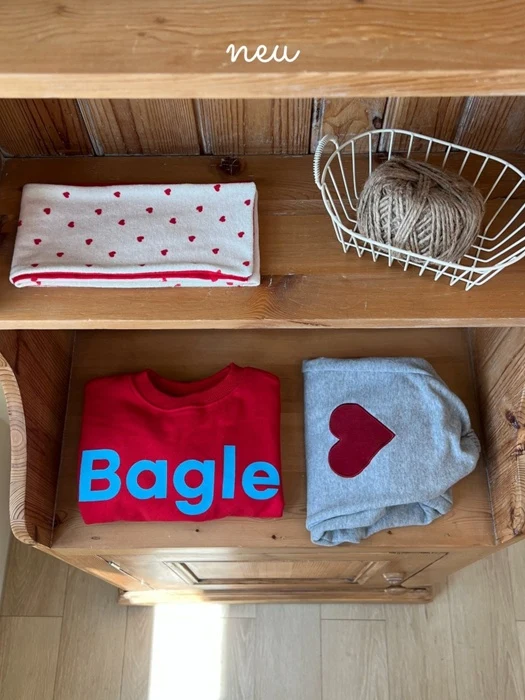 Bagle Sweatshirts