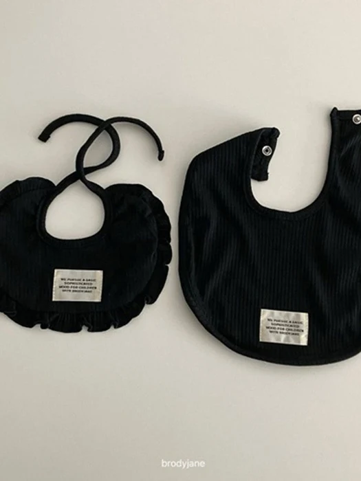 Black Bib