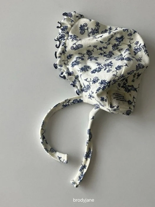 Flower Bonnet