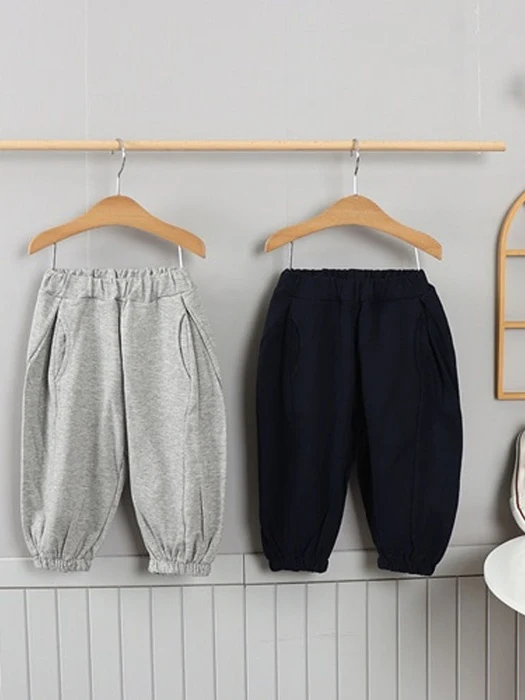 Side Pleats Jogger Pants