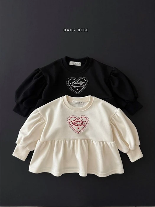 Lovely Moment Tee Lovely Moment Tee