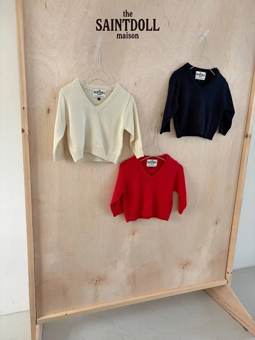 V-Neck Knit V-Neck Knit