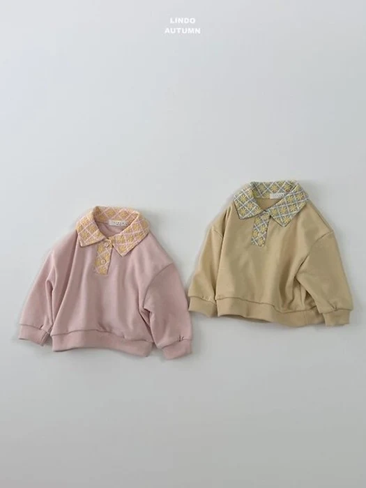 Flower Collar Sweatshirt Flower Collar Sweatshirt