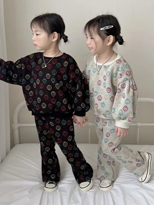 Smile Bootcut Top & Bottom Set Smile Bootcut Top & Bottom Set