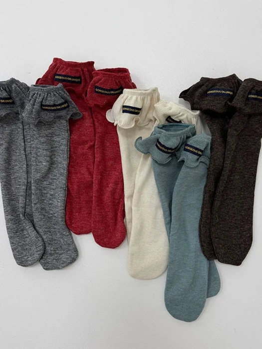 Fluttering Knee Socks Fluttering Knee Socks