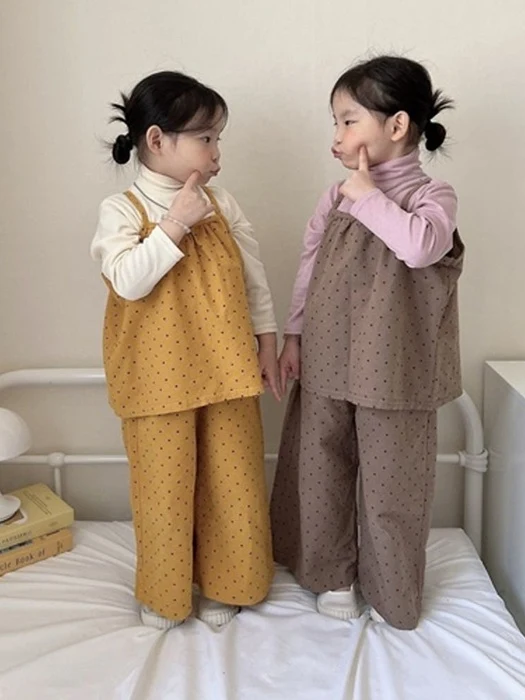 Dot Poong-dang Sleeveless Top