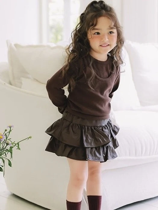 Faux Leather Cancan Skirt (with Inner Shorts) Faux Leather Cancan Skirt (with Inner Shorts)