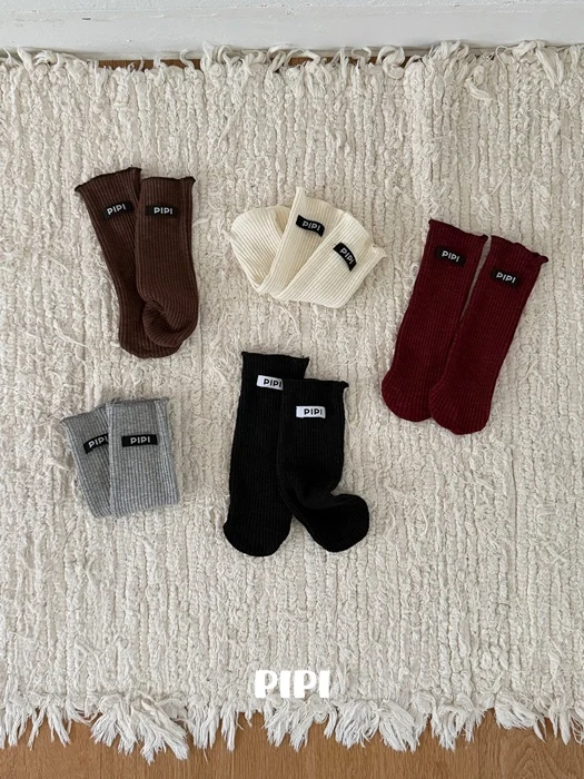 Pipi Socks