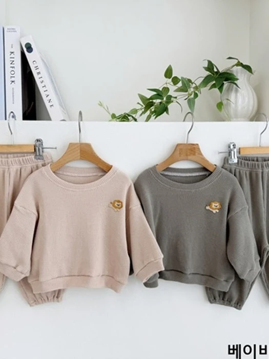 Baby Lion Waffle Top & Bottom Set Baby Lion Waffle Top & Bottom Set