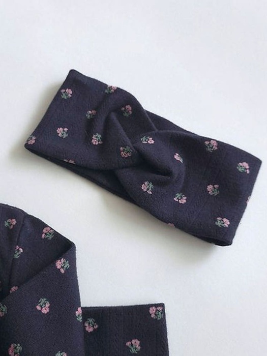 Floral Eyelet Hairband Floral Eyelet Hairband
