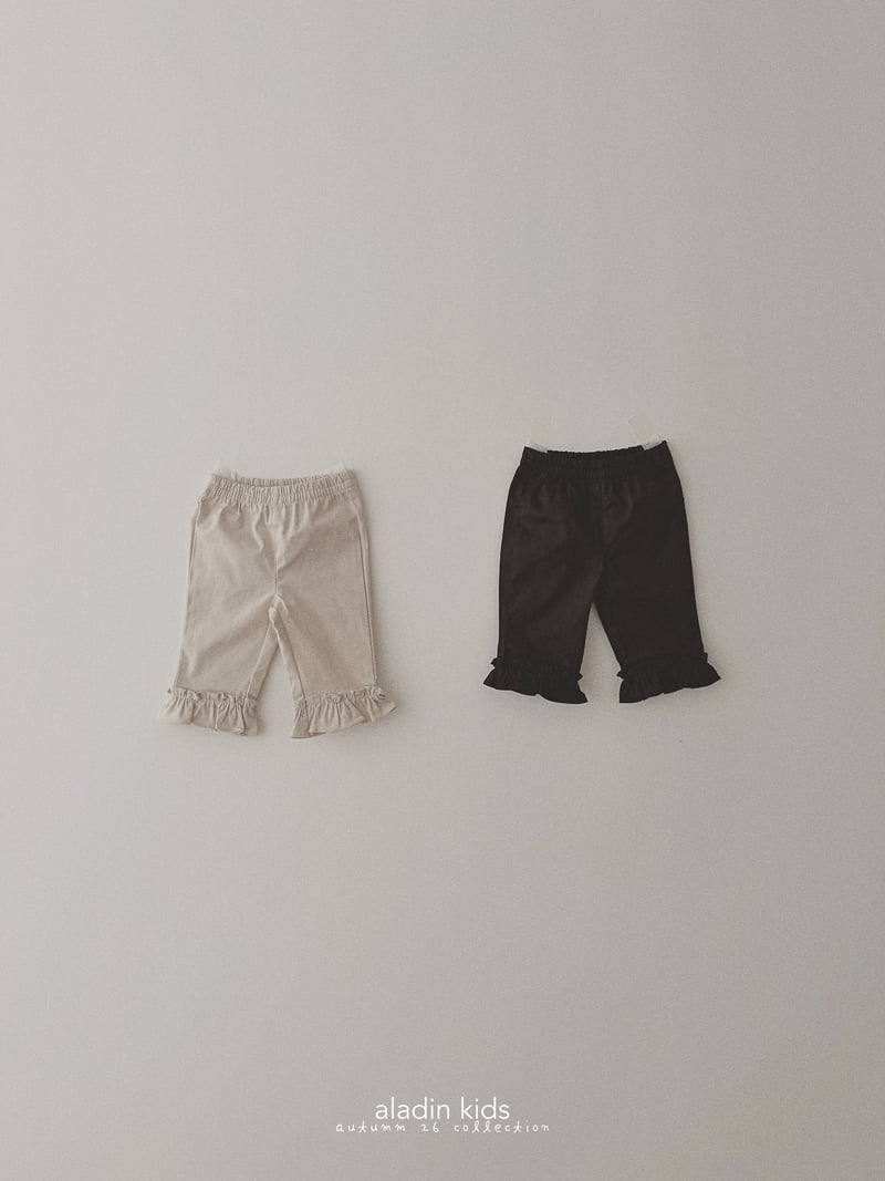Aladin - Korean Children Fashion - #kidsshorts - Capri Frill Pants