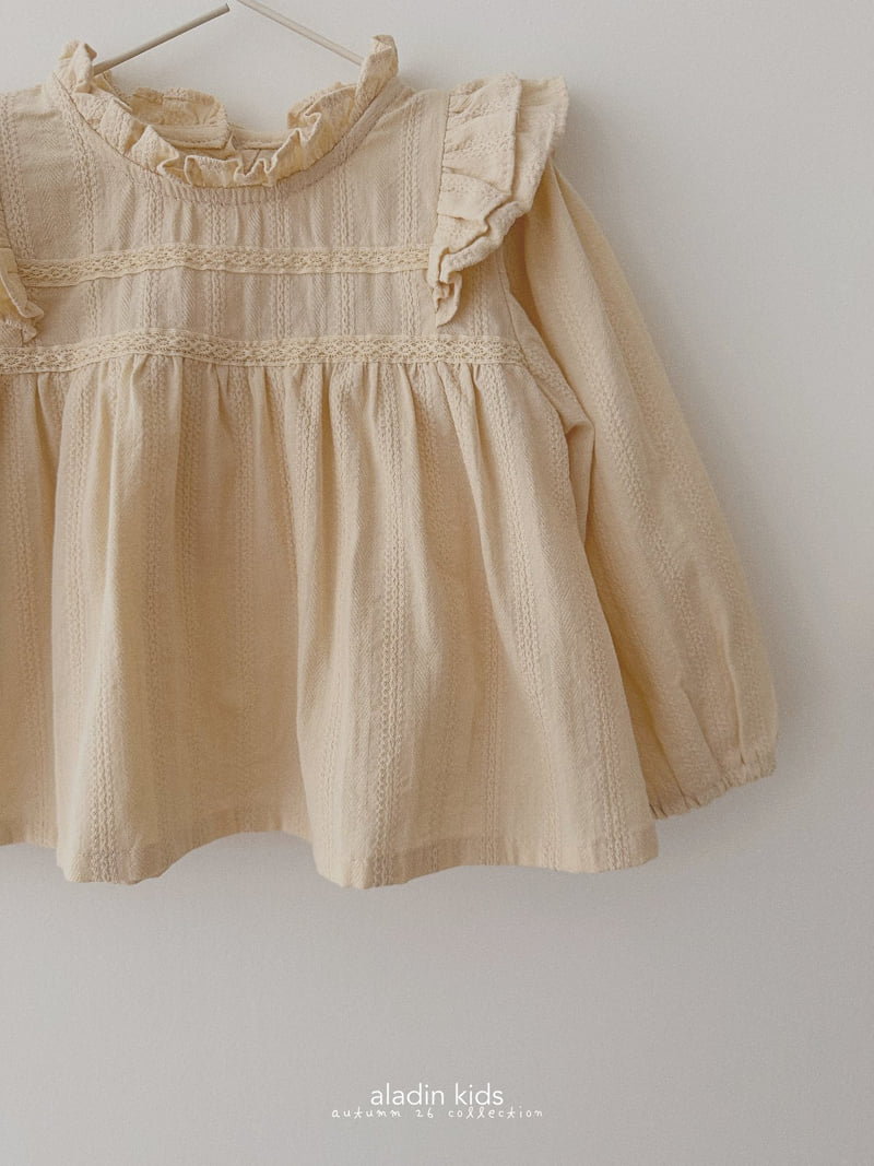 Aladin - Korean Children Fashion - #kidzfashiontrend - Lace Wing Blouse - 3