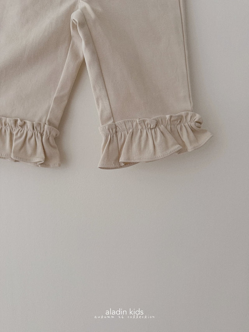 Aladin - Korean Children Fashion - #kidzfashiontrend - Capri Frill Pants - 3