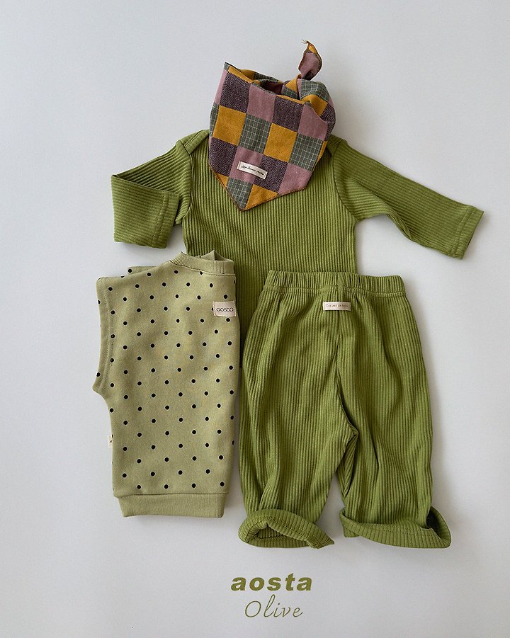 Aosta - Korean Children Fashion - #prettylittlegirls - Dot Tongtong Vest - 11