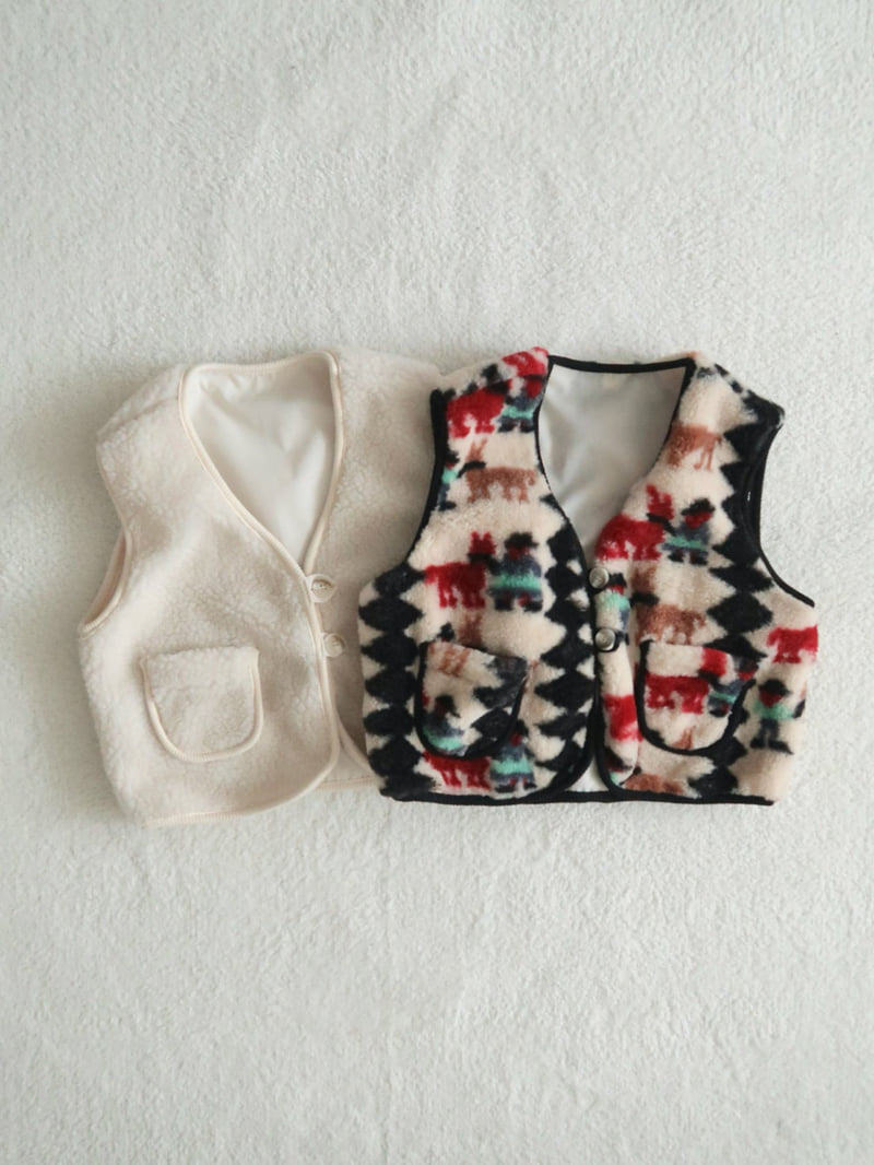 Bailey - Korean Children Fashion - #magicofchildhood - Dotori Dumble Vest