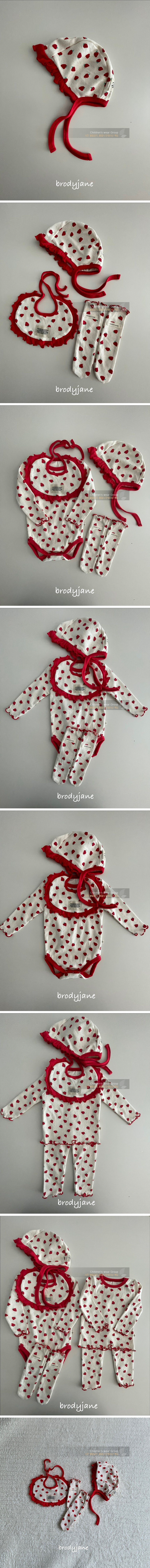 Brody Jane - Korean Baby Fashion - #babyboutique - Eyelet Strawberry Bonnet