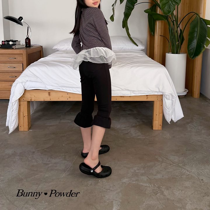 Bunny Powder - Korean Children Fashion - #littlefashionista - Frill Capri Pants - 11