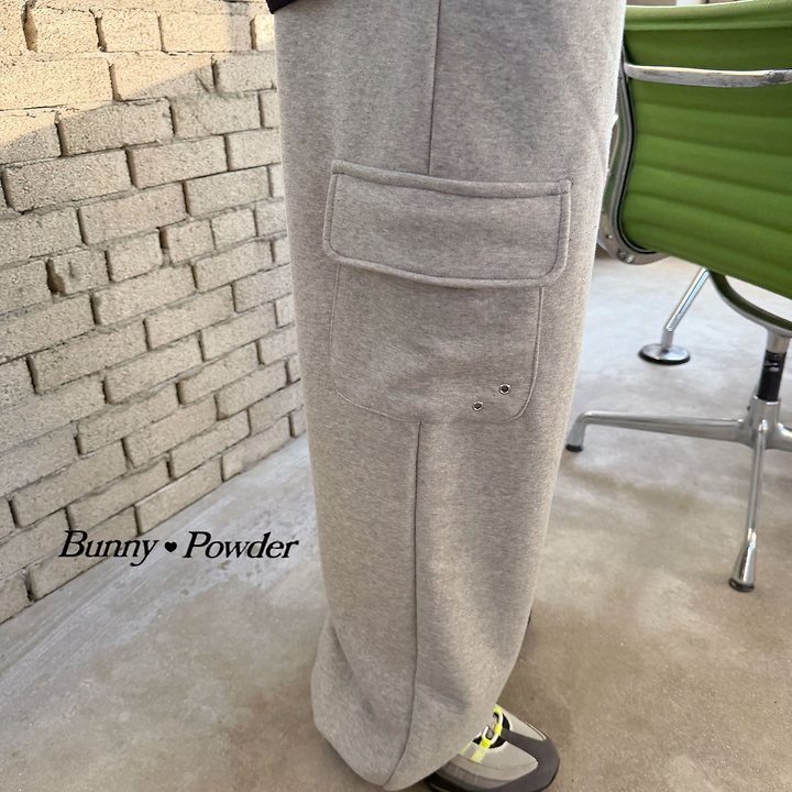 Bunny Powder - Korean Women Fashion - #momslook - Adult Light Cargo Pants - 3