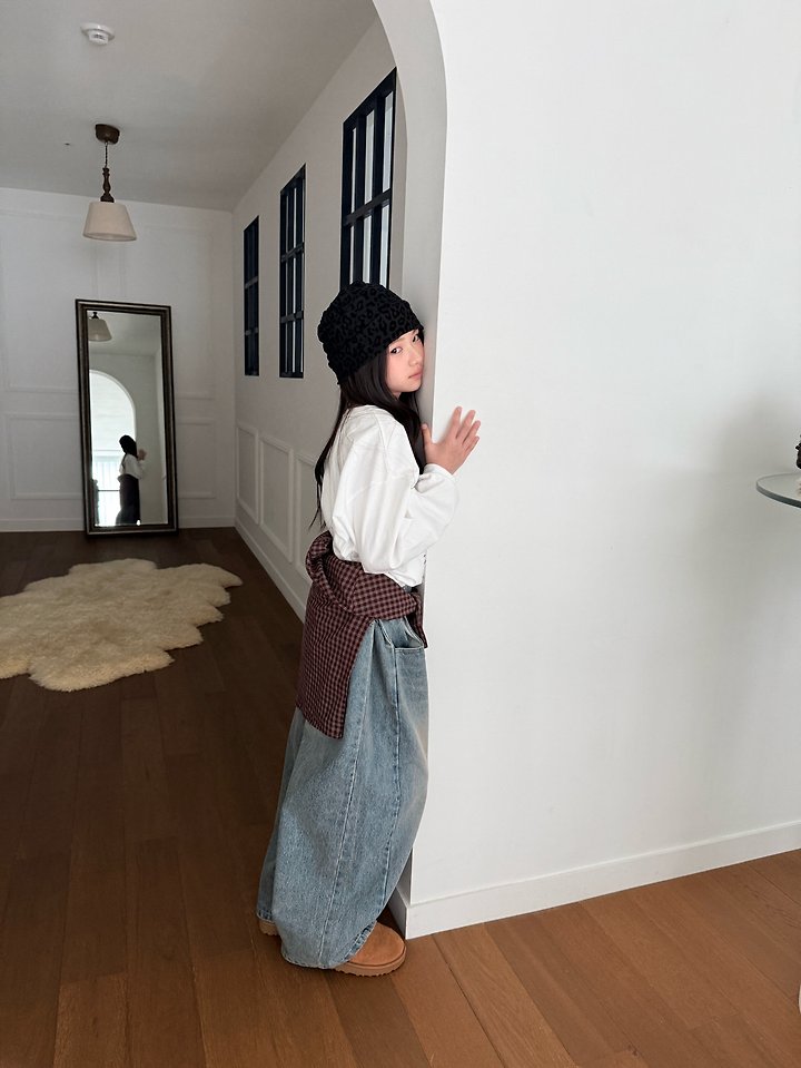 Comma - Korean Children Fashion - #childrensboutique - Denim Cut-Line Jeans - 10
