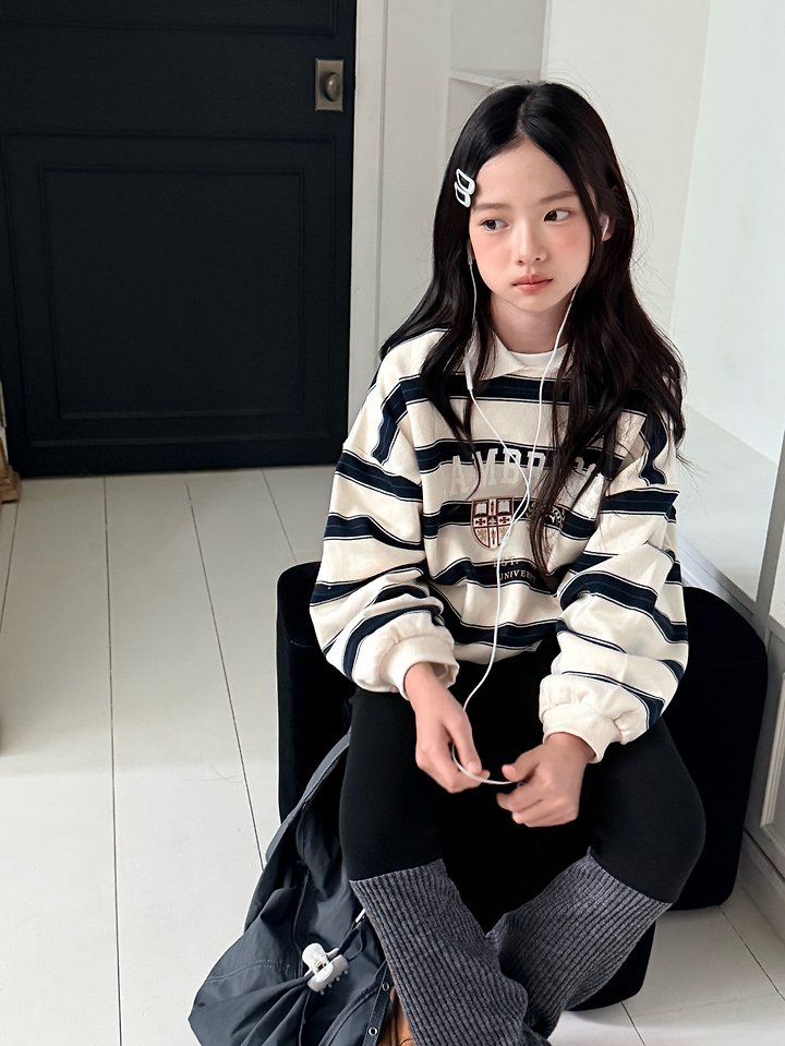 Comma - Korean Children Fashion - #kidsshorts - Cambridge Sweatshirt