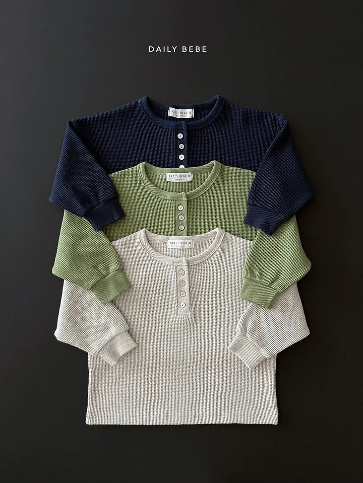Daily Bebe - Korean Children Fashion - #discoveringself - Waffle Henley Neck Tee