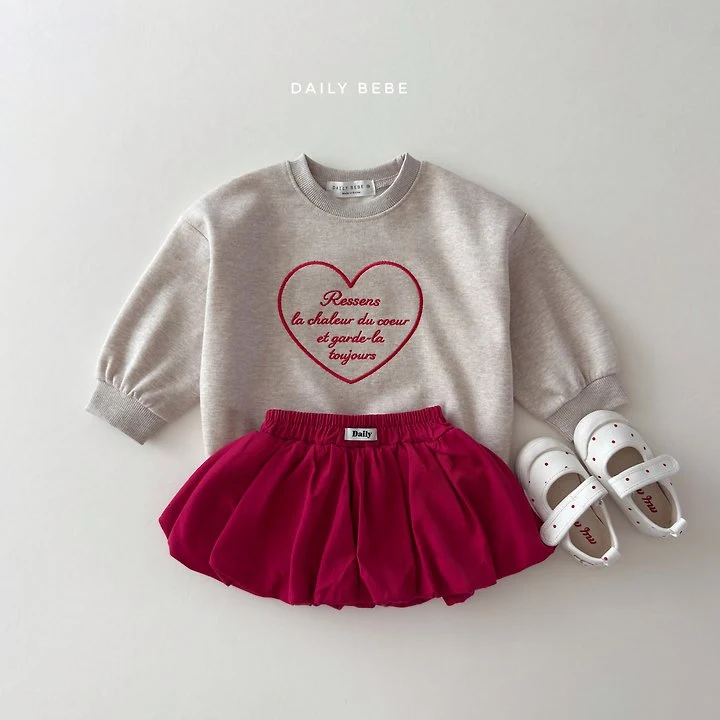 Daily Bebe - Korean Children Fashion - #kidsstore - Heart Embroidery Sweatshirt - 5