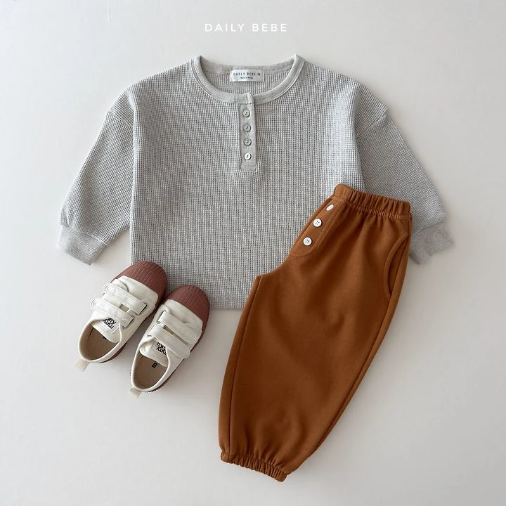 Daily Bebe - Korean Children Fashion - #littlefashionista - Waffle Henley Neck Tee - 7