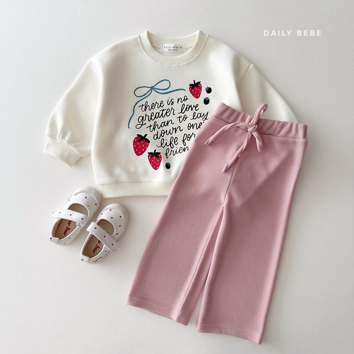 Daily Bebe - Korean Children Fashion - #prettylittlegirls - Strawberry Ribbon Sweatshirt - 10