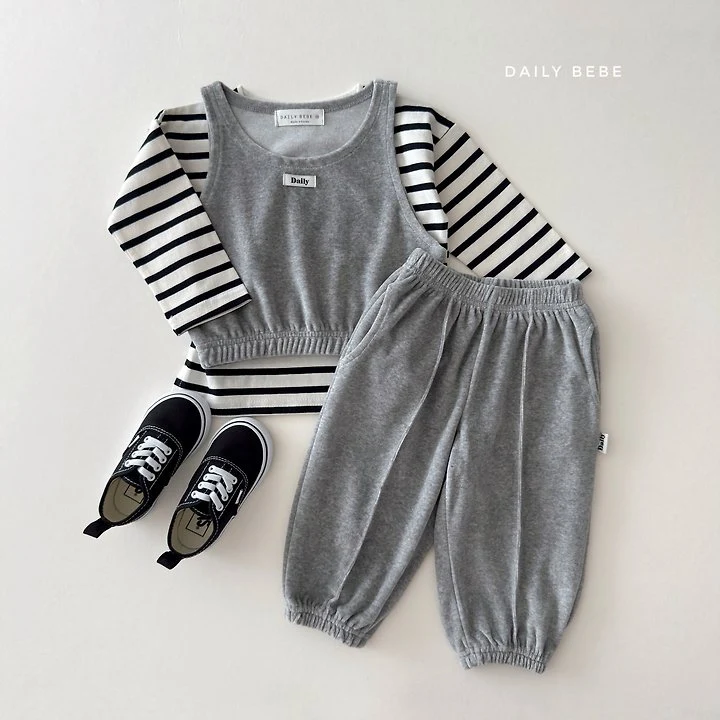 Daily Bebe - Korean Children Fashion - #stylishchildhood - Velour Set - 11
