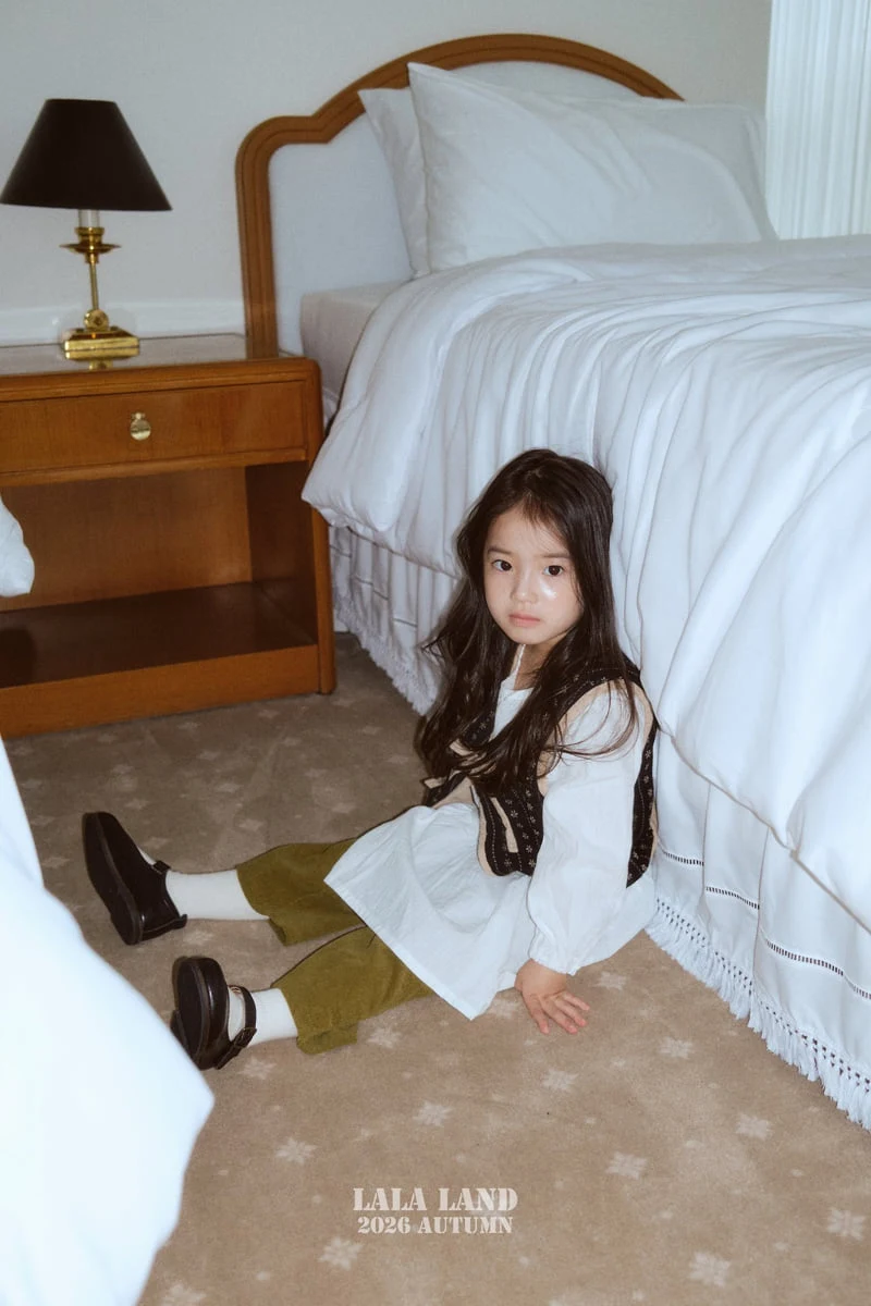 Lalaland - Korean Children Fashion - #kidzfashiontrend - Blooming Long Blouse - 4