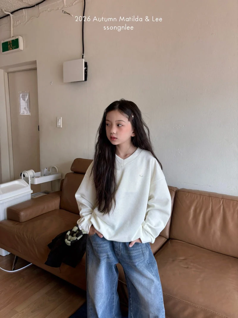 Matilda & Lee - Korean Children Fashion - #fashionkids - V-Neck Sweatshirt - 6
