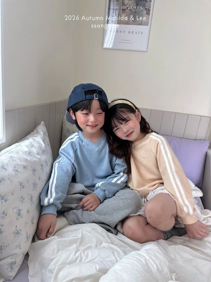 Matilda & Lee - Korean Children Fashion - #kidsshorts - Snug Two-Line Sweatshirt - 7
