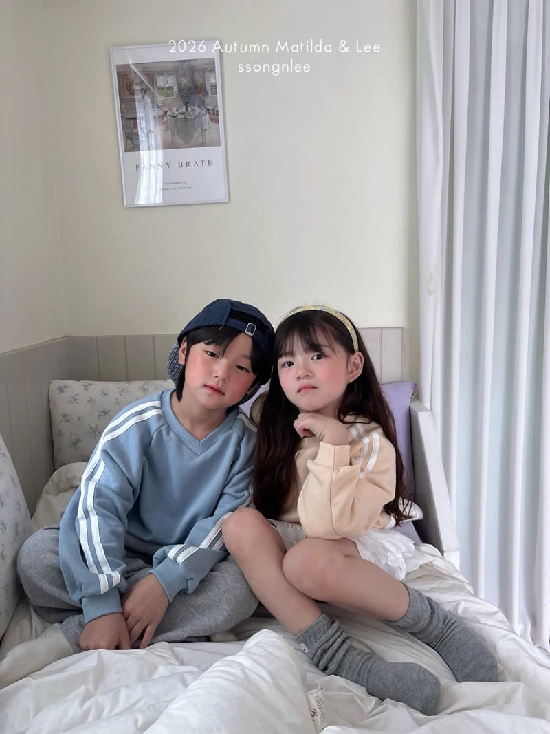 Matilda & Lee - Korean Children Fashion - #kidsstore - Snug Two-Line Sweatshirt - 8