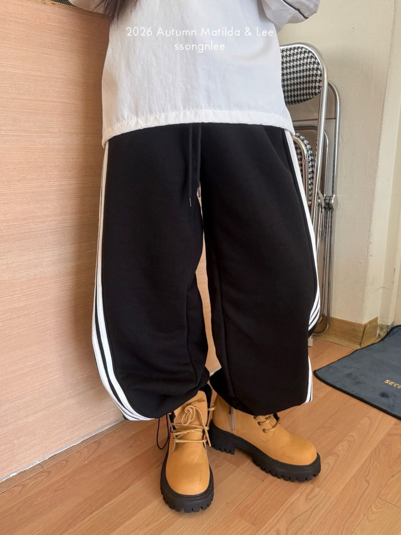 Matilda & Lee - Korean Children Fashion - #prettylittlegirls - 3-Stripe Layered Pants - 8