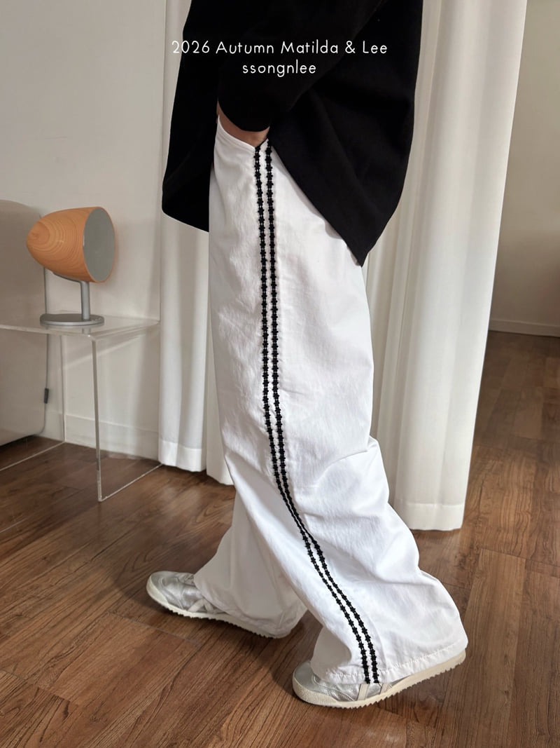 Matilda & Lee - Korean Children Fashion - #todddlerfashion - Flower Line Pants - 11