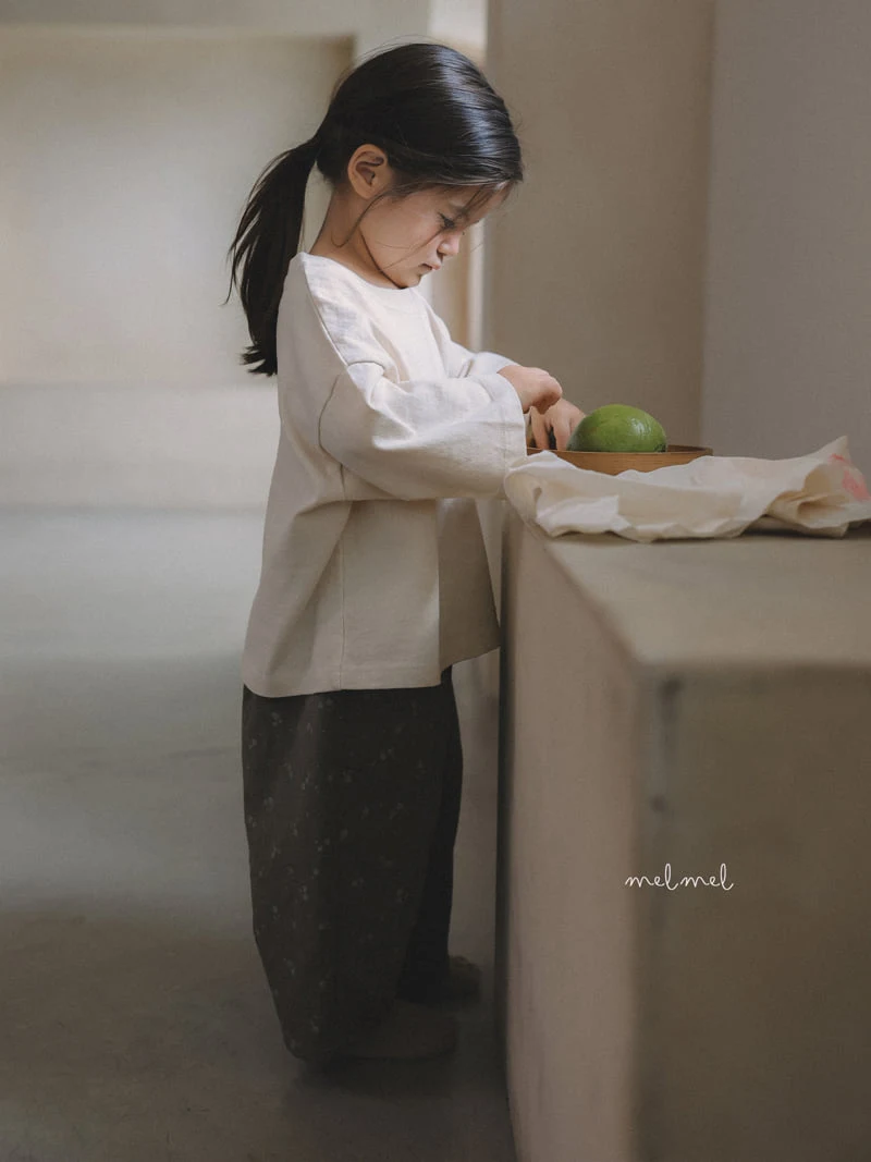 Melmel - Korean Children Fashion - #magicofchildhood - One Flower Pants - 4