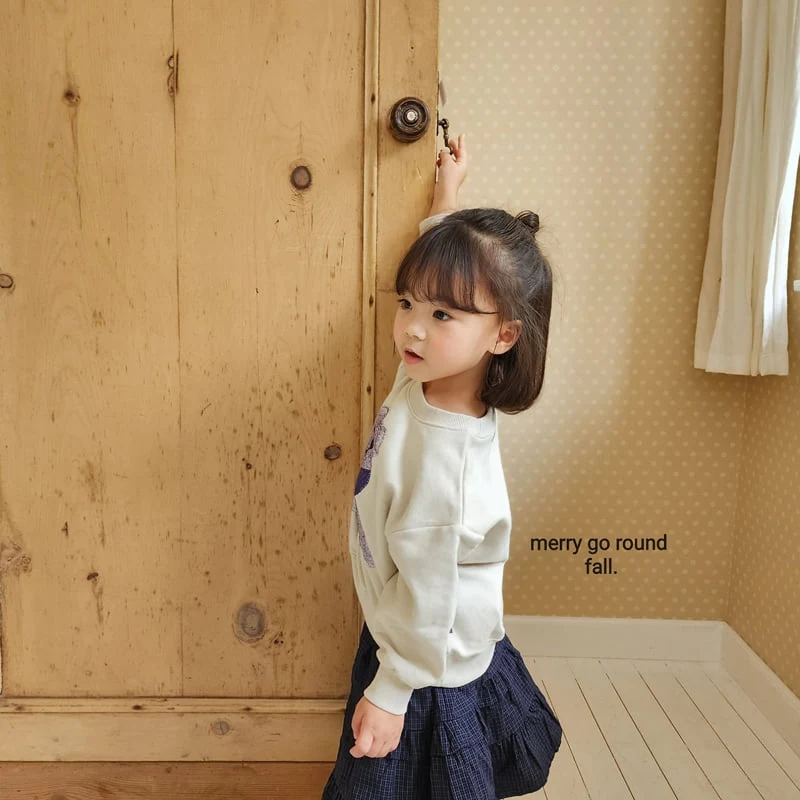 Merry Go Round - Korean Children Fashion - #designkidswear - Hug Sweatshirt - 9