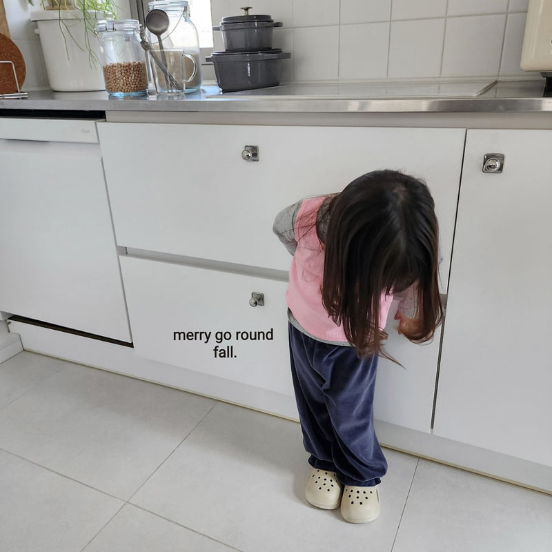 Merry Go Round - Korean Children Fashion - #Kfashion4kids - Velour Jogger Pants - 4